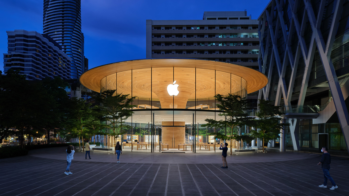 The outdoor plaza and main exterior of Apple Central World. 