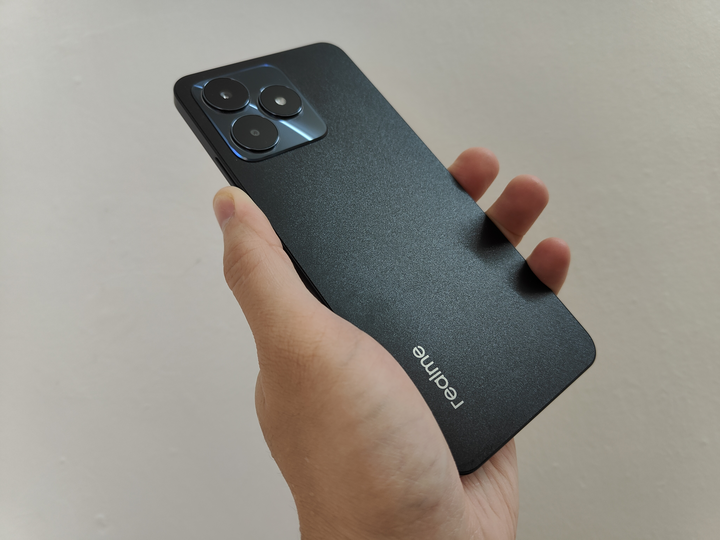 realme C53 Review: A Budget Smartphone Packed with Features - Adobotech